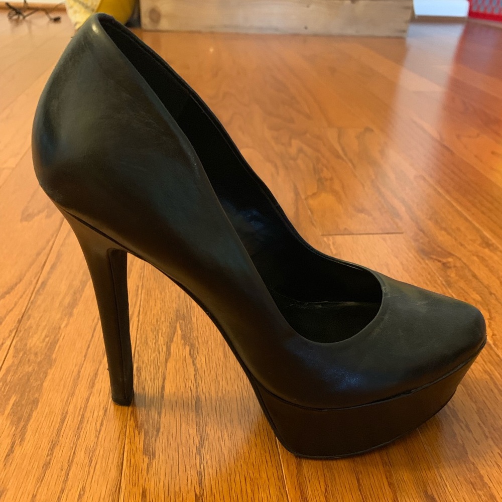 Jessica Simpson Pumps in Black